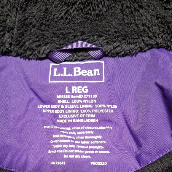 L.L. Bean Women's Deep Purple Hooded Ski Jacket - Picture 4 of 9